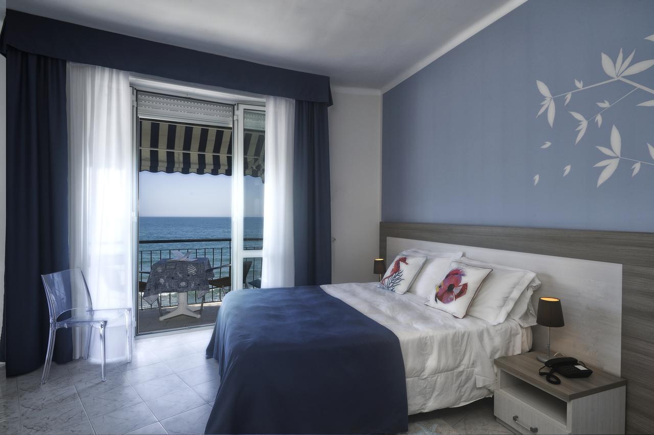 Hotel Bel Sit Alassio Luaran gambar